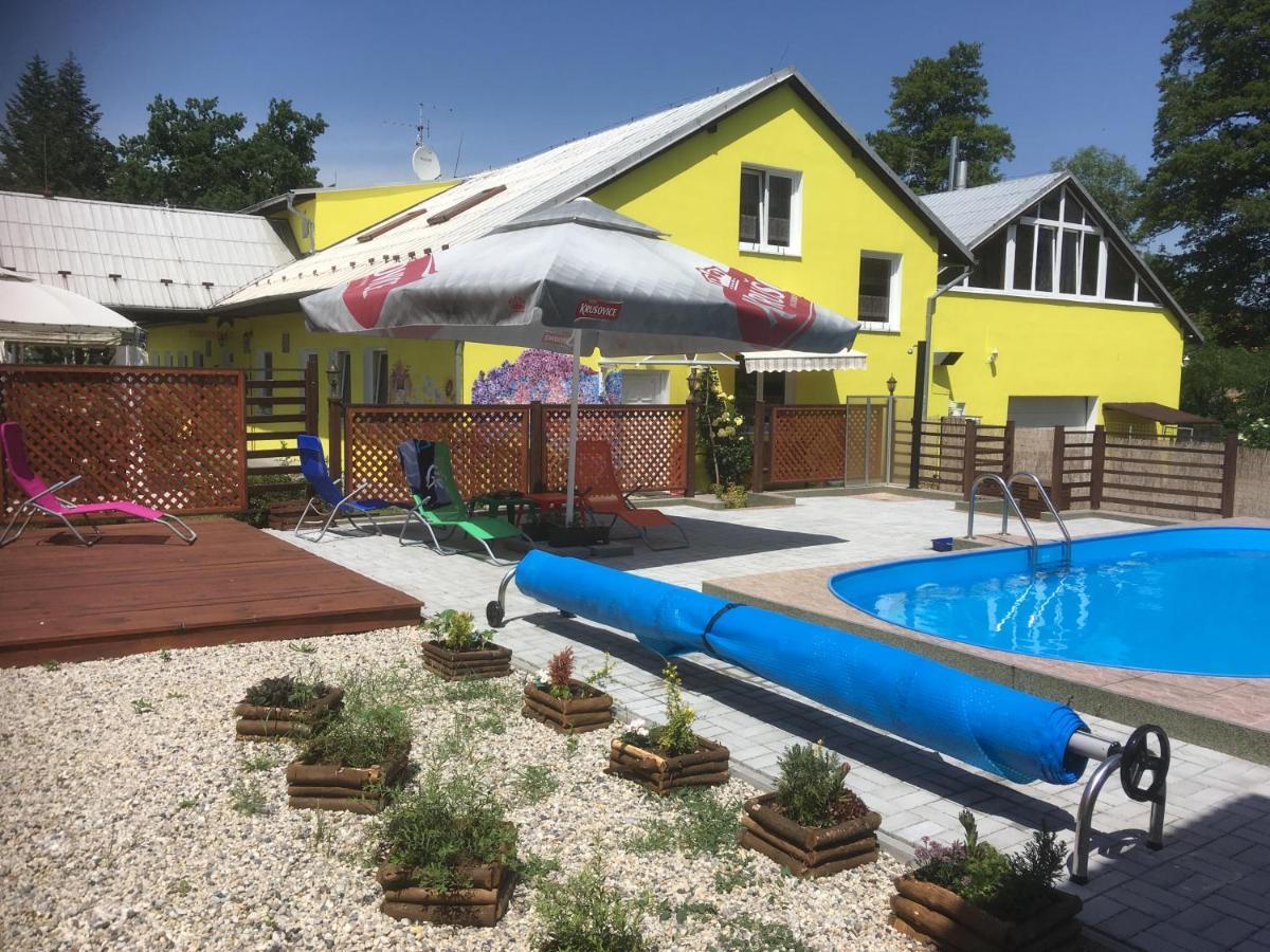 Penzion Krasny Dvur Buitenkant foto
